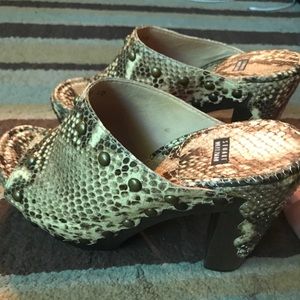Stuart Weitzman clogs